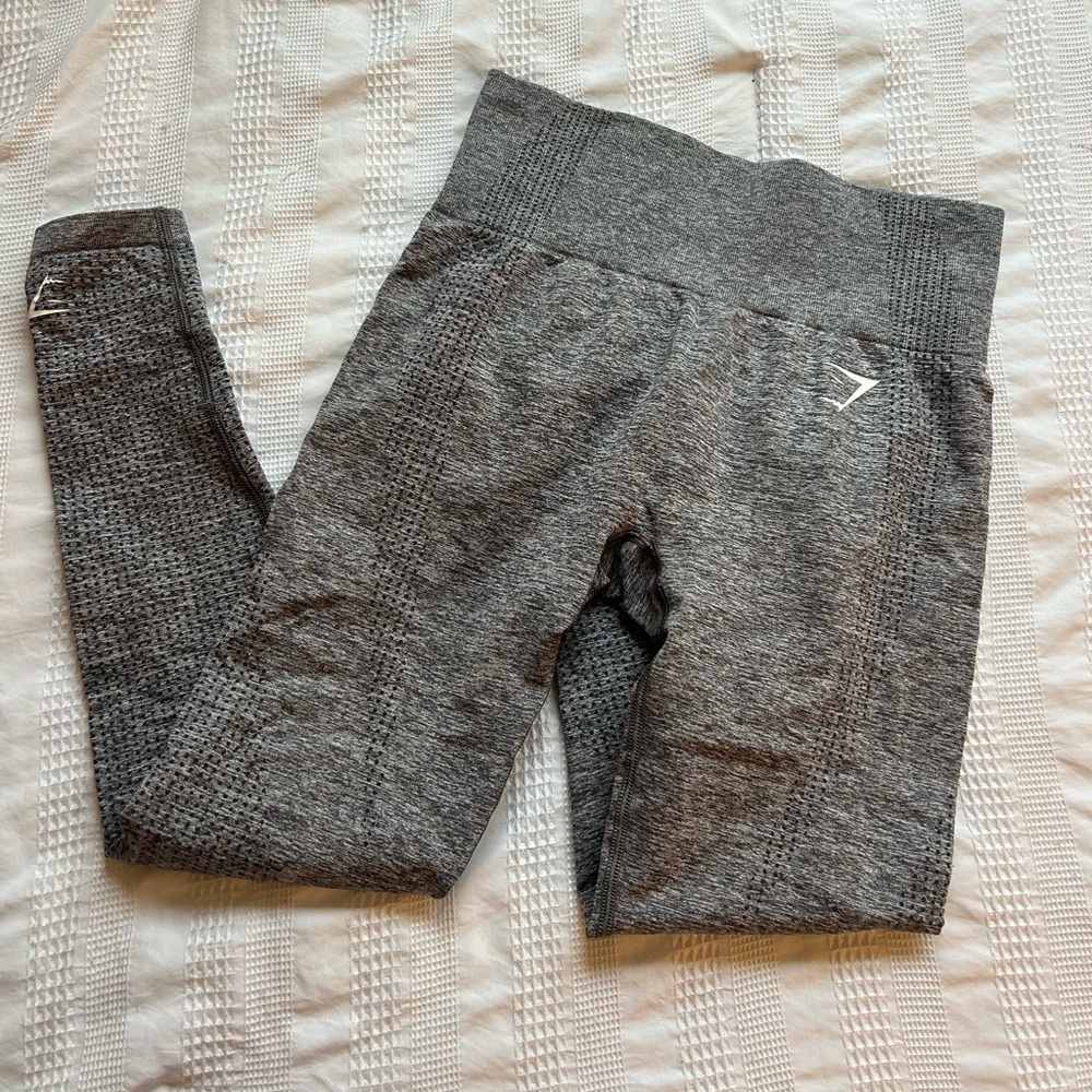 gymshark grey leggings, size small